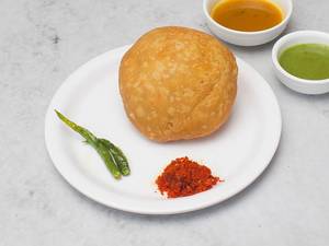 Aloo Piyaj Kachori (2pcs)