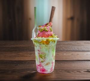 Strawberry Falooda
