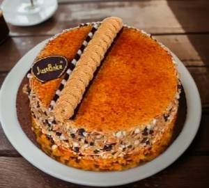 Malted chocolate cake [small]