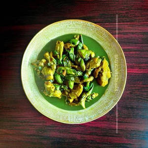 Green Chilli Chicken