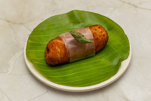 Paneer Bun Roll (1 Pc)