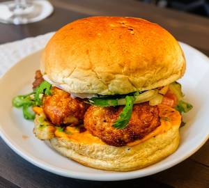Aloo tikki burger