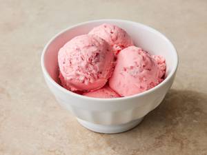 Strawberry ice cream
