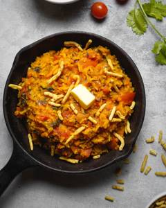 Indori Sev Tamatar Butter Khichdi