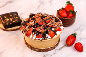 Fresh Strawberry Brownie Dessert