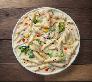 White souse pasta