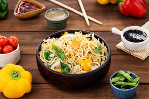 Veg Hakka Noodle