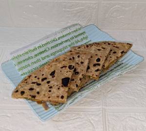 Aloo Pyaz Paratha [1 Pcs]