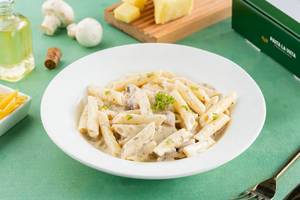 Cheesy white bliss pasta