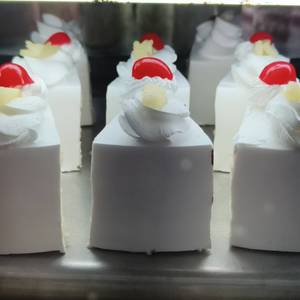 Eggless Pineapple Pastry