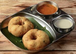 Medu Vada Sambhar (2 Pcs)