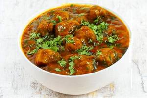 Veg Manchurian (Gravy) 