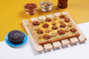 Chicken Kheema Sausage Pizza and Chocolava Combo