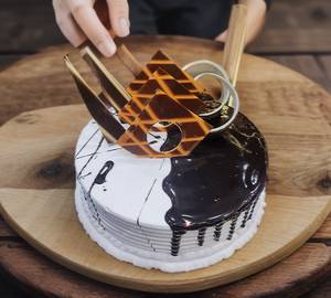 Black and white cake