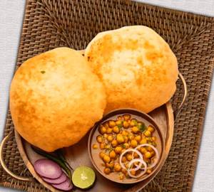 Chhole Bhature 2 Pieces