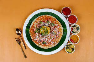 Onion Masala Uttapam