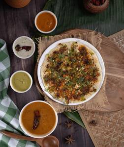 Paneer Capsicum Uttapam