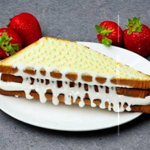 Ice-Cream Rabdi Cheese Sandwich