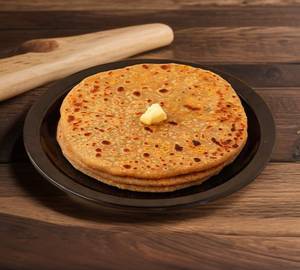 Paneer Dry Fruit Paratha(1 pc)