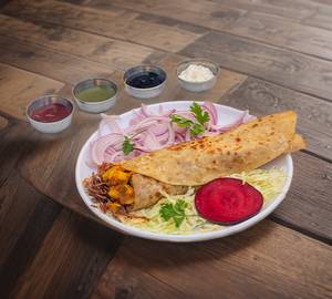 Chicken noodles cheese roll [1 piece]