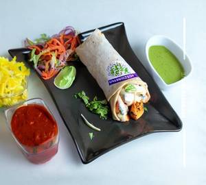 Egg Chicken Tikka Roll