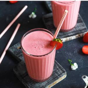 Strawberry Lassi