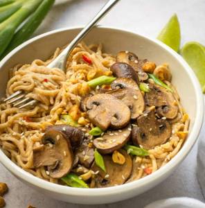 Veg Mushroom Noodles