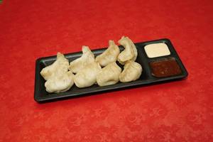 Veg Steamed Momos [8 Pieces]