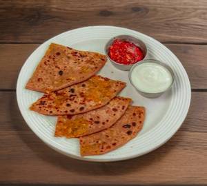 Aloo Paratha+Dahi+Pickle
