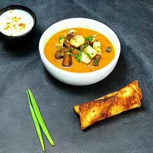 Chilly : ( baby corn / paneer / mushroom)