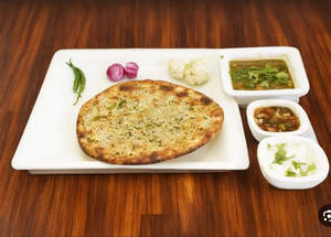 1 Paneer Kulcha With Chole