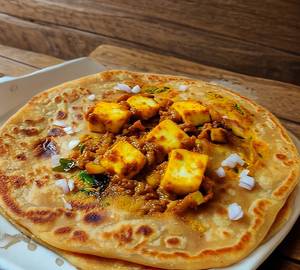 Paneer Mix Paratha