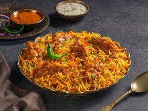 Zaroon Chicken Biryani ( Boneless )