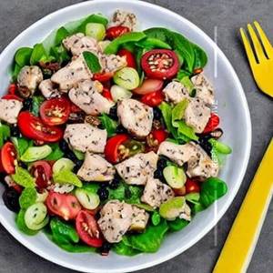 Black pepper chicken salad
