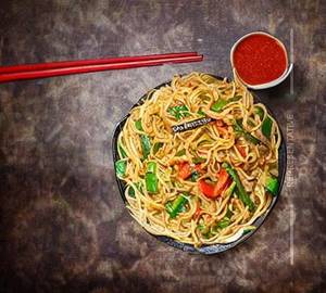 Veg Singapuri Noodles