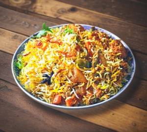 Veg Dum Biryani with Raitha Salads