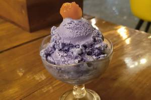 Blackcurrant Ice Cream
