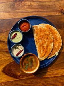 Ghee Podi Uttapam