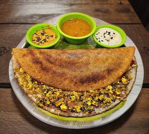 Ghee Paneer Podimas Dosa