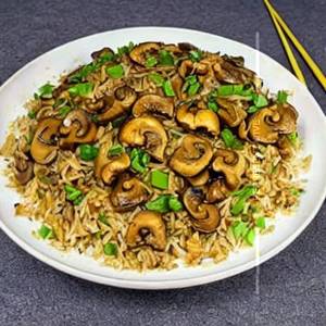 Mushroom hakka rice