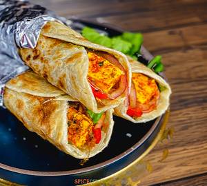 Achari paneer tikka roll