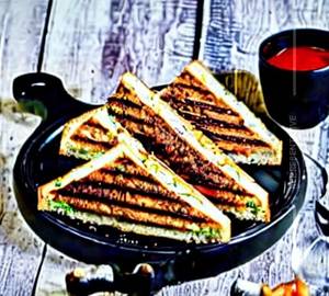 Schezwan Bhaji Cheese Grill Sandwich