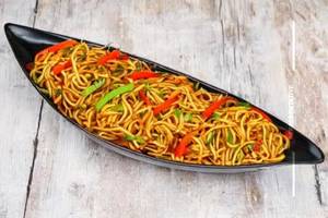 Veg Chilli Garlic Noodles