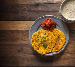 Besan Chilla 2 Pices Served With Chutney +Ketchup