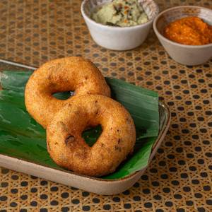 Medhu Vada