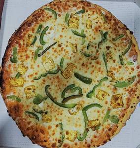 Makhani Paneer Pizza