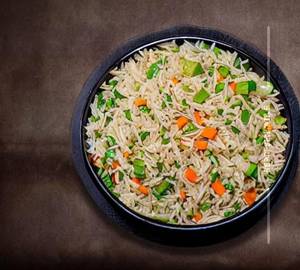 Veg garlic fried rice