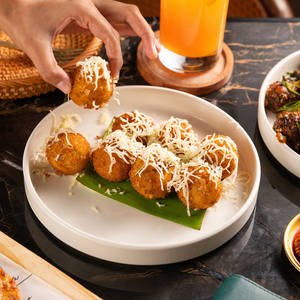 Cheese Corn Ball
