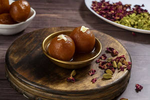 Gulab Jamun (2 Pc)