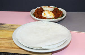 4 Nice Pathiri + Egg Roast